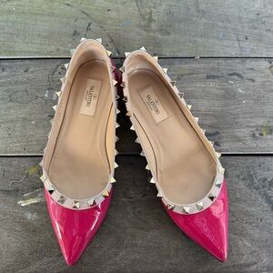 Valentino Fuchsia Studded Flats